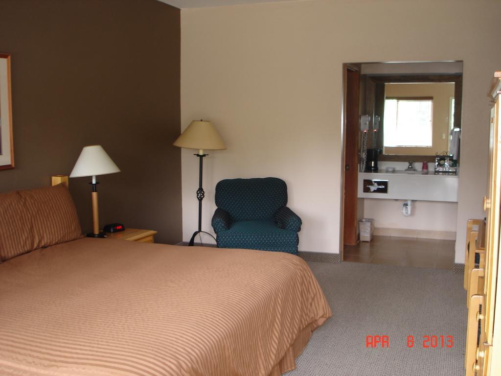 Quality Inn & Suites Silverdale Bangor-Keyport Zewnętrze zdjęcie
